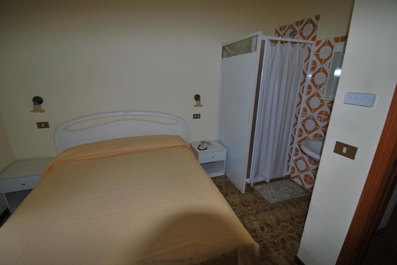 Hotel & Ristorante L'Angoletto In Selci Selci  Dış mekan fotoğraf